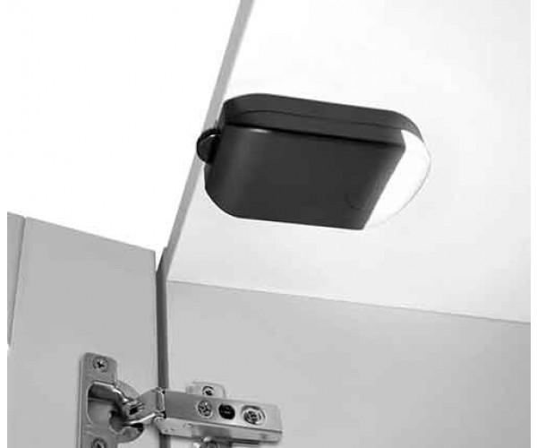 Batteridrevet LED garderobelampe